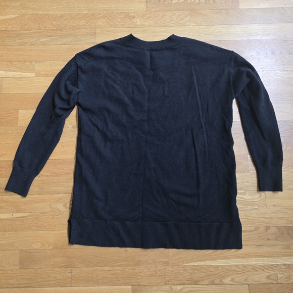 LOFT Button Shoulder Crew Neck Sweater | Black | Medium - Picture 4 of 7